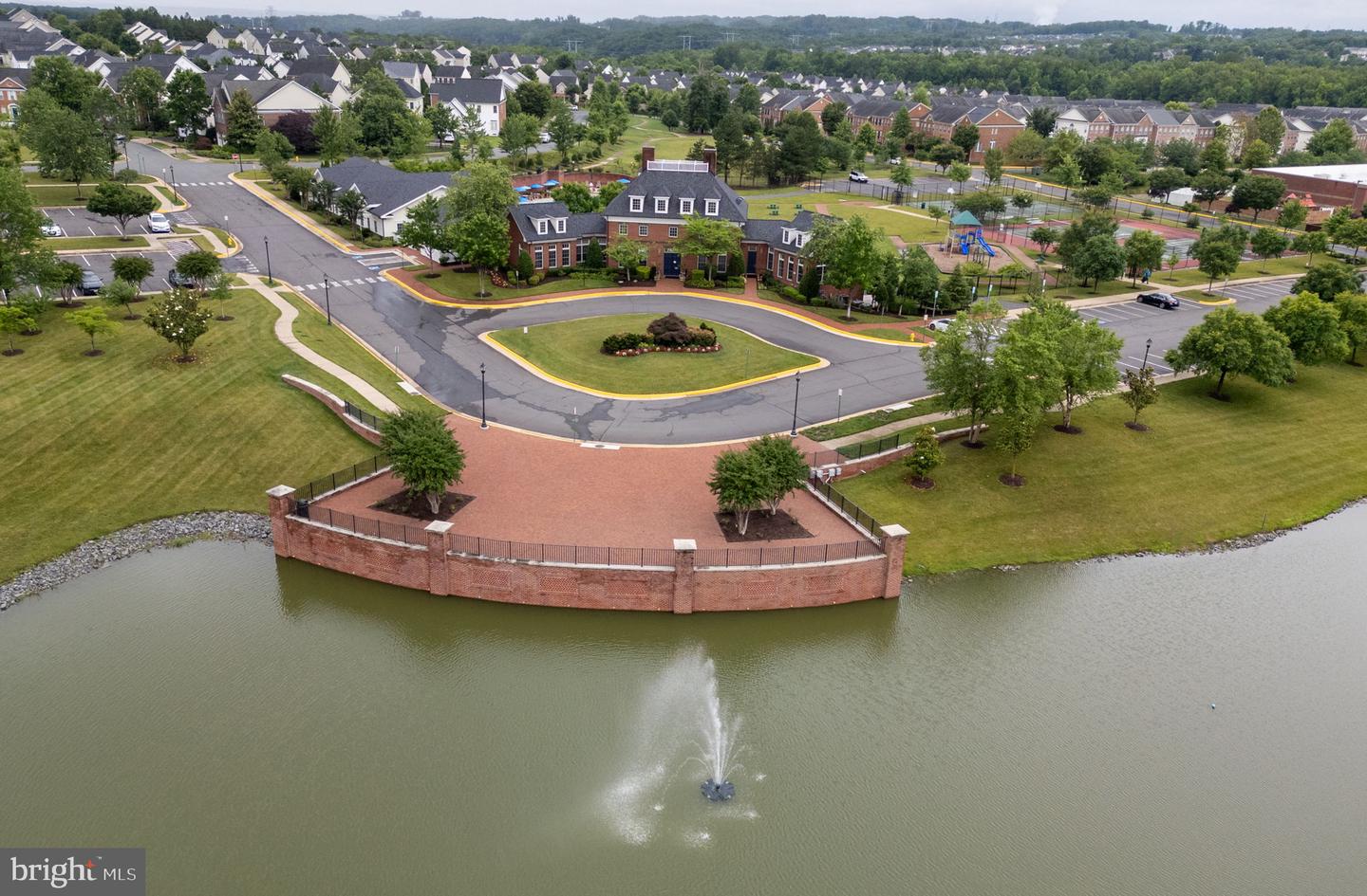 16337 FLOTSAM LN, WOODBRIDGE, Virginia 22191, 3 Bedrooms Bedrooms, ,3 BathroomsBathrooms,Residential,For sale,16337 FLOTSAM LN,VAPW2096536 MLS # VAPW2096536