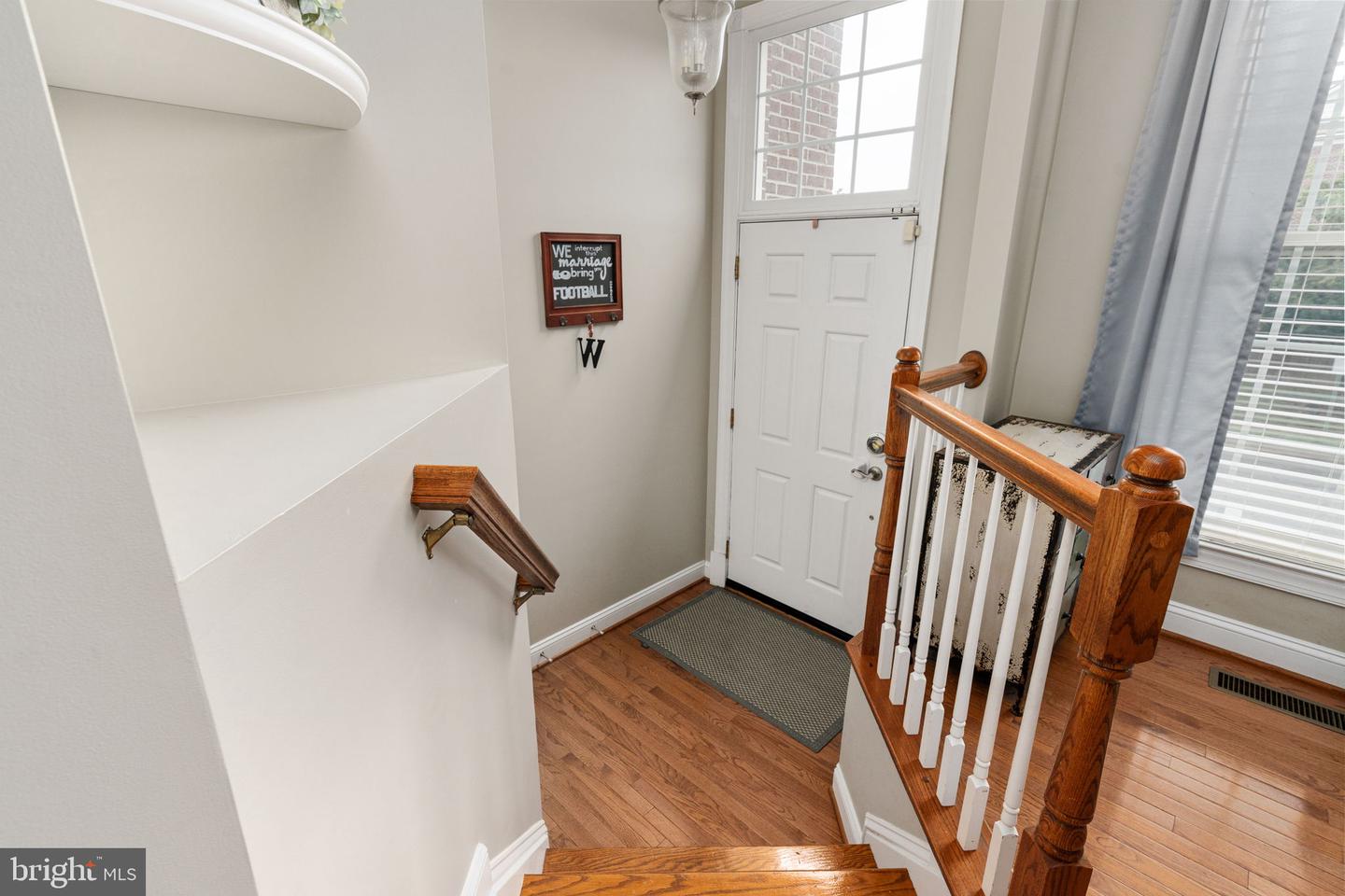 16337 FLOTSAM LN, WOODBRIDGE, Virginia 22191, 3 Bedrooms Bedrooms, ,3 BathroomsBathrooms,Residential,For sale,16337 FLOTSAM LN,VAPW2096536 MLS # VAPW2096536