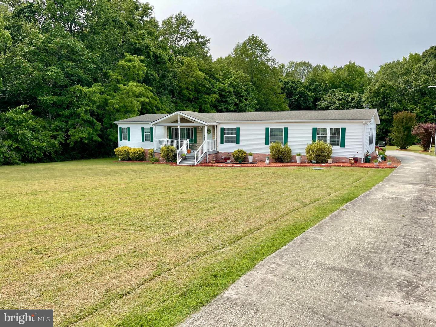 5547 NOMINI HALL RD, HAGUE, Virginia 22469, 3 Bedrooms Bedrooms, ,2 BathroomsBathrooms,Residential,For sale,5547 NOMINI HALL RD,VAWE2009076 MLS # VAWE2009076