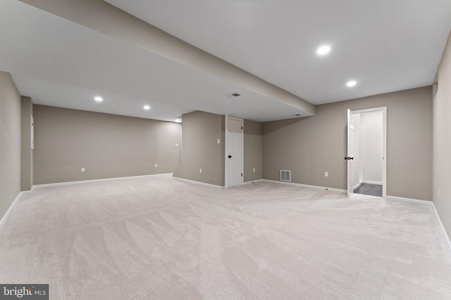 15706 BEACON CT, DUMFRIES, Virginia 22025, 5 Bedrooms Bedrooms, ,3 BathroomsBathrooms,Residential,For sale,15706 BEACON CT,VAPW2096544 MLS # VAPW2096544
