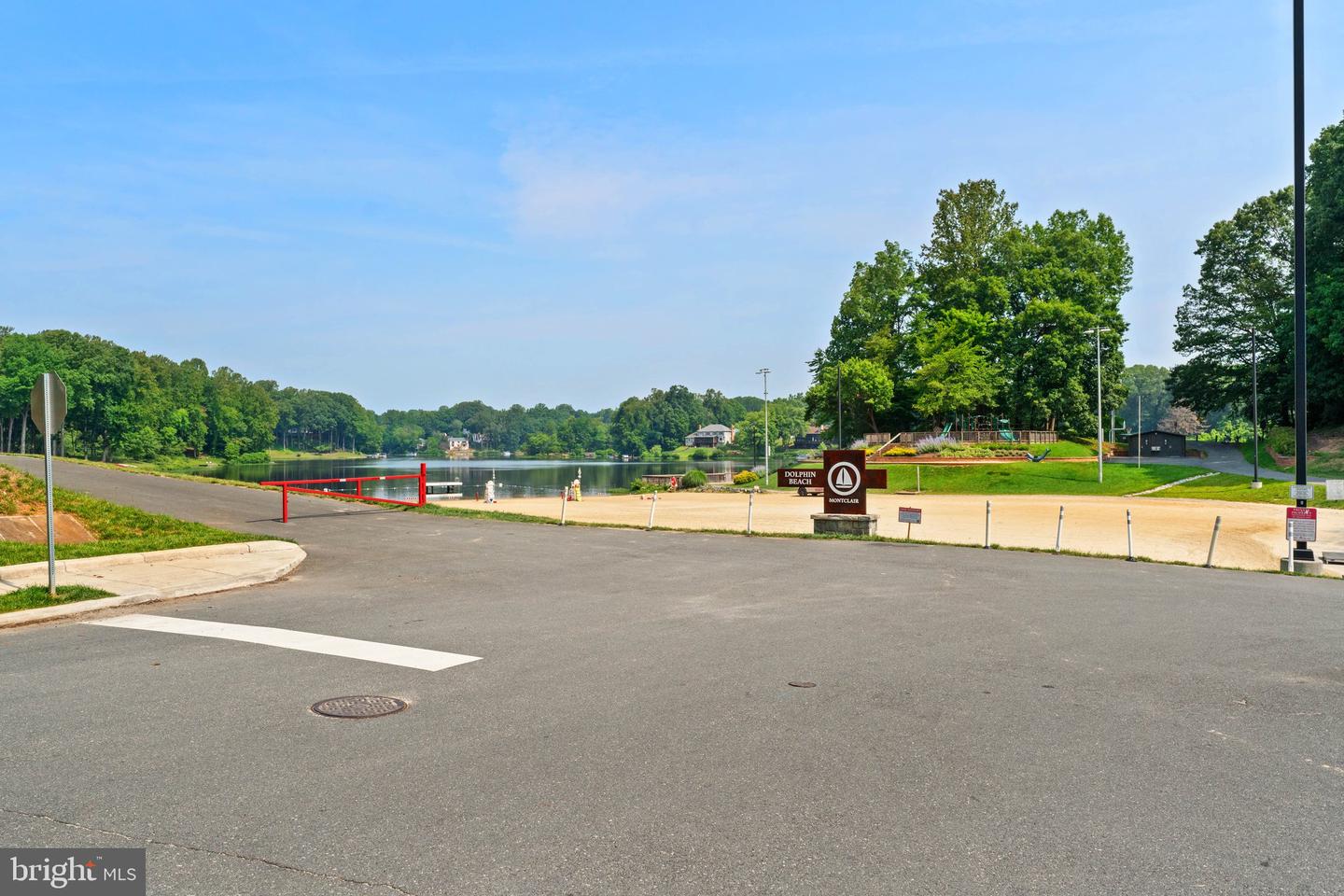15706 BEACON CT, DUMFRIES, Virginia 22025, 5 Bedrooms Bedrooms, ,3 BathroomsBathrooms,Residential,For sale,15706 BEACON CT,VAPW2096544 MLS # VAPW2096544