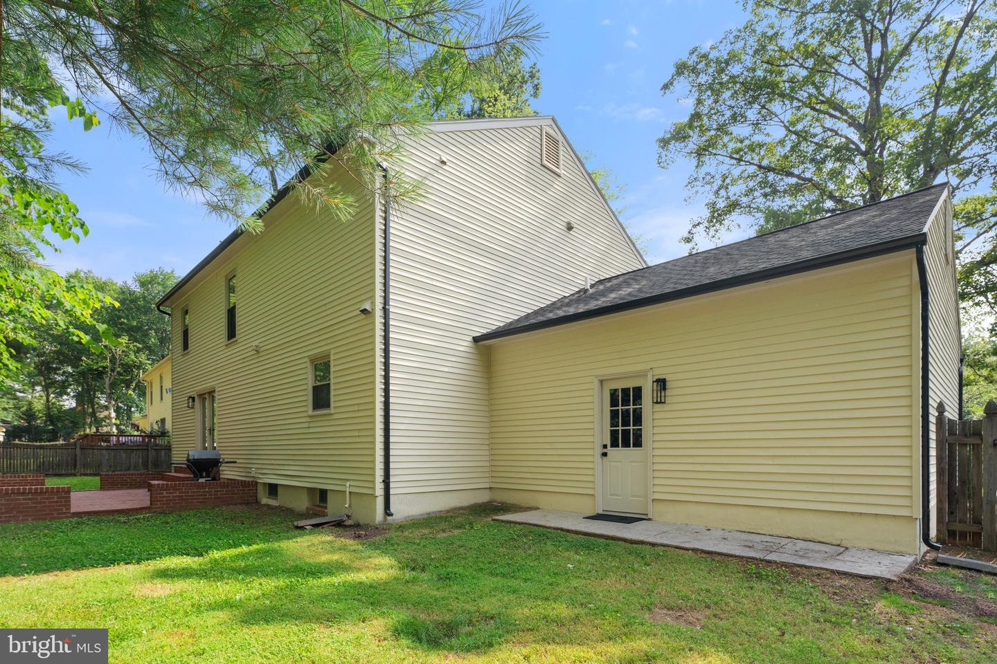 15706 BEACON CT, DUMFRIES, Virginia 22025, 5 Bedrooms Bedrooms, ,3 BathroomsBathrooms,Residential,For sale,15706 BEACON CT,VAPW2096544 MLS # VAPW2096544