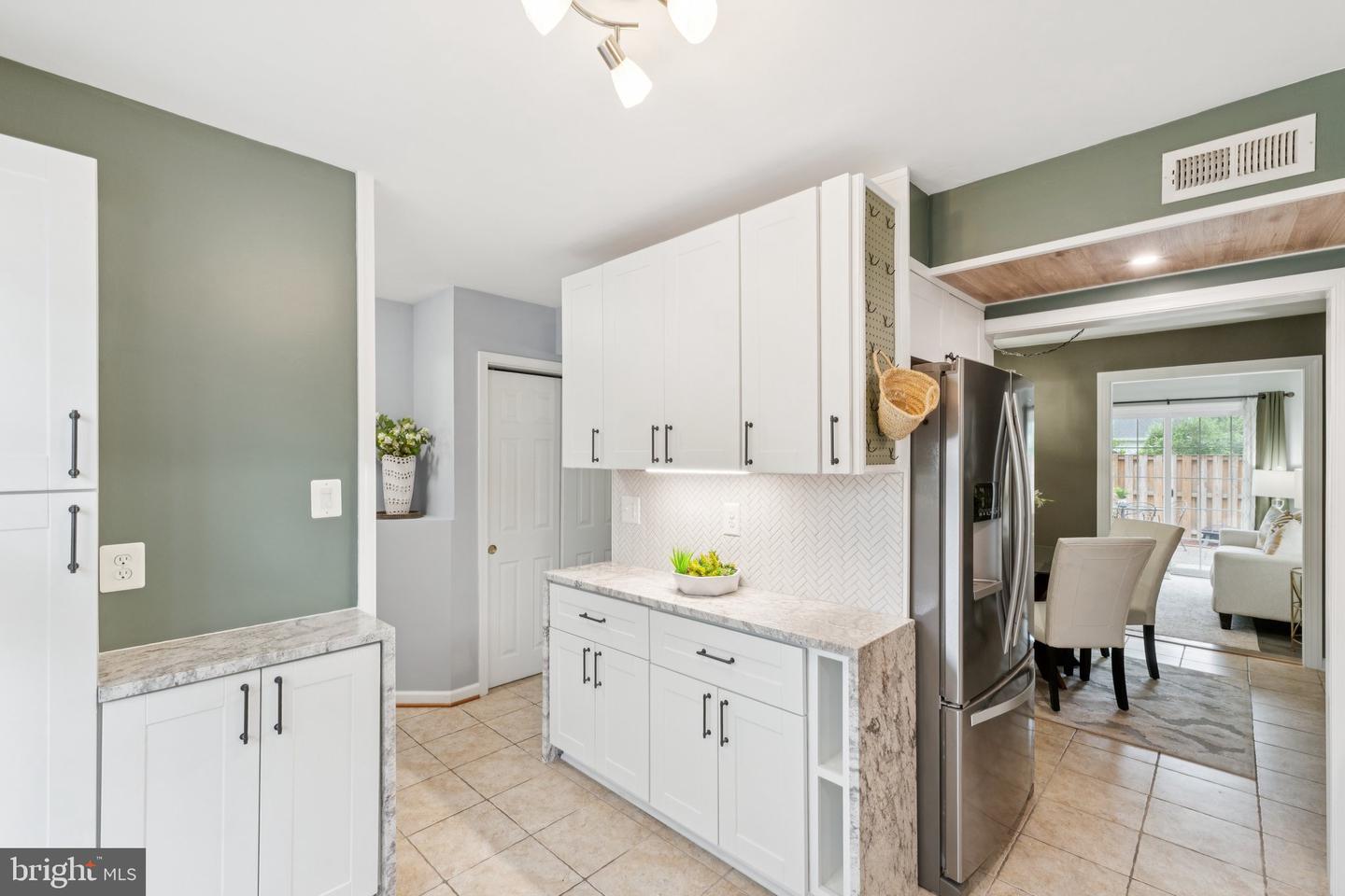 3334 LADINO CT, WOODBRIDGE, Virginia 22193, 2 Bedrooms Bedrooms, ,2 BathroomsBathrooms,Residential,For sale,3334 LADINO CT,VAPW2096596 MLS # VAPW2096596