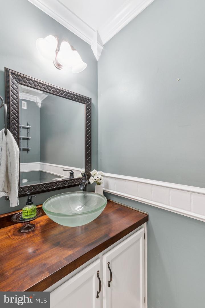 3334 LADINO CT, WOODBRIDGE, Virginia 22193, 2 Bedrooms Bedrooms, ,2 BathroomsBathrooms,Residential,For sale,3334 LADINO CT,VAPW2096596 MLS # VAPW2096596