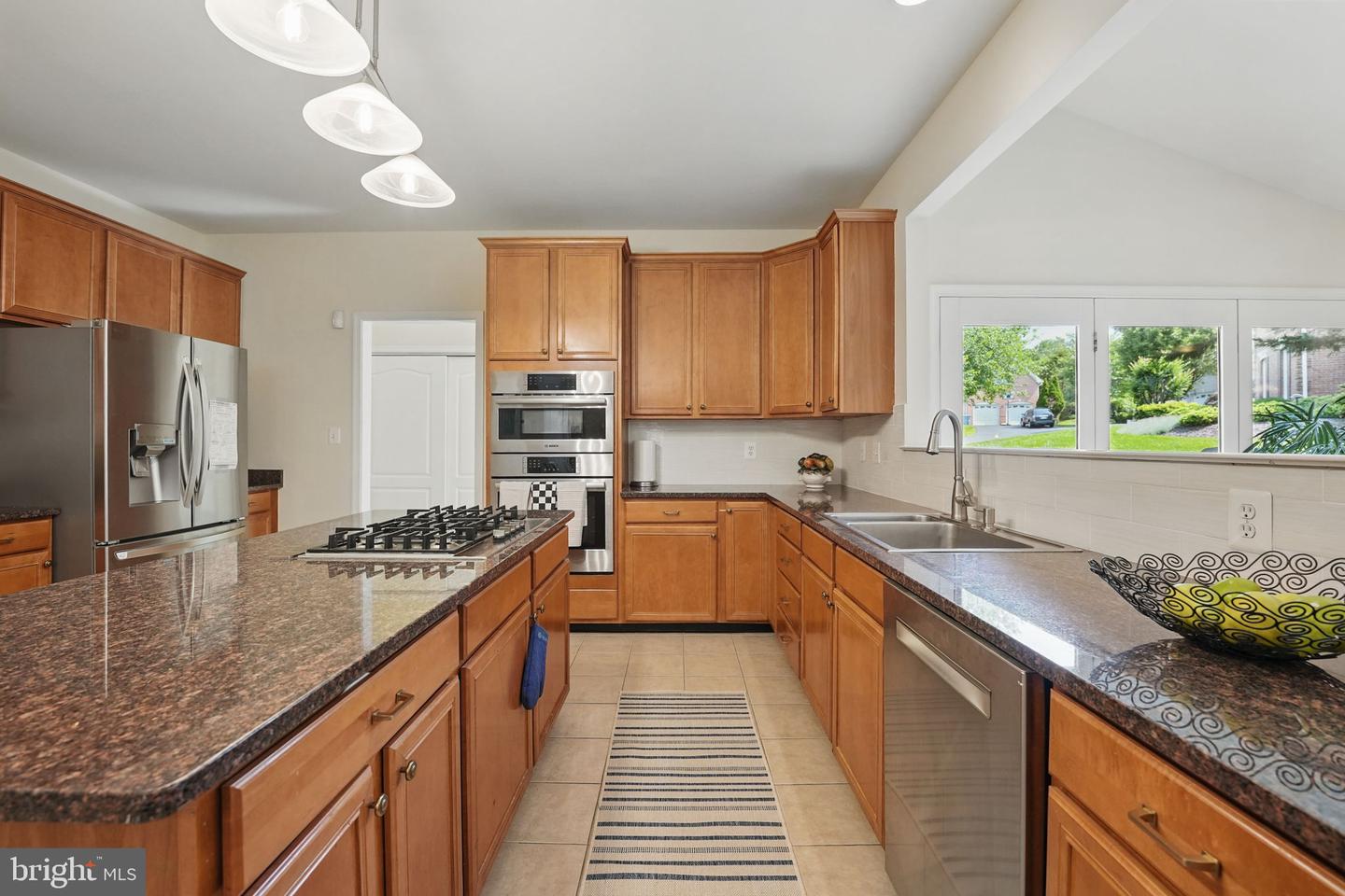 12704 AUTUMN CREST DR, HERNDON, Virginia 20171, 5 Bedrooms Bedrooms, ,4 BathroomsBathrooms,Residential,For sale,12704 AUTUMN CREST DR,VAFX2246408 MLS # VAFX2246408