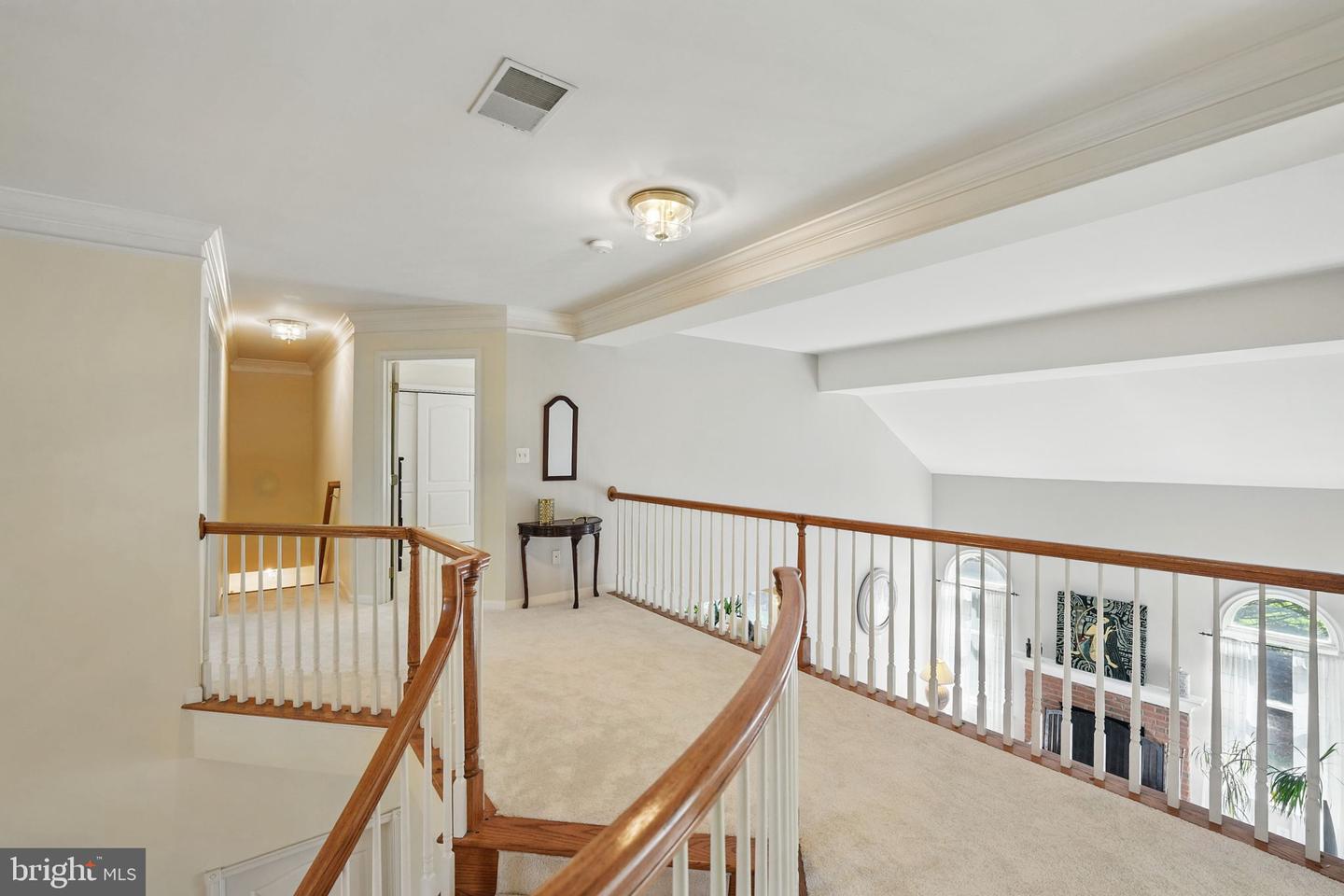 12704 AUTUMN CREST DR, HERNDON, Virginia 20171, 5 Bedrooms Bedrooms, ,4 BathroomsBathrooms,Residential,For sale,12704 AUTUMN CREST DR,VAFX2246408 MLS # VAFX2246408