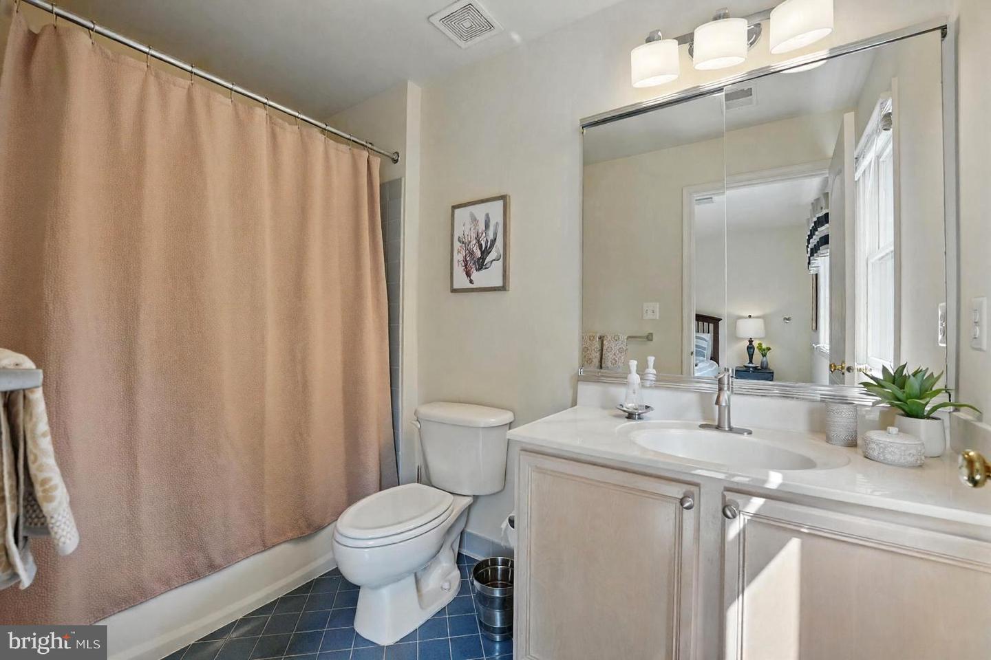 12704 AUTUMN CREST DR, HERNDON, Virginia 20171, 5 Bedrooms Bedrooms, ,4 BathroomsBathrooms,Residential,For sale,12704 AUTUMN CREST DR,VAFX2246408 MLS # VAFX2246408