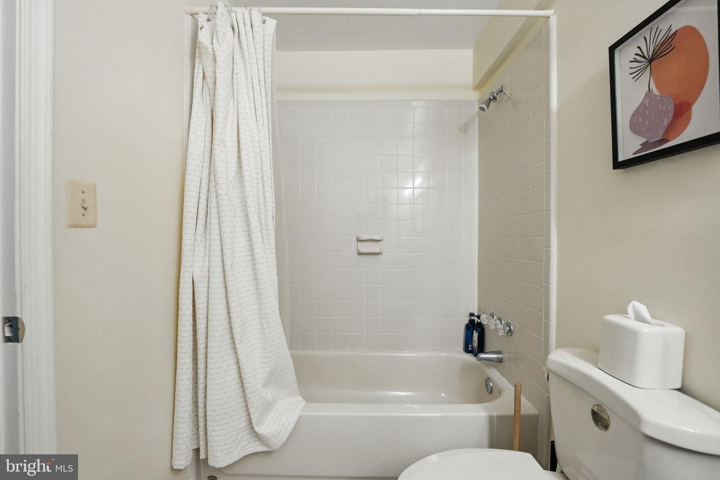 12704 AUTUMN CREST DR, HERNDON, Virginia 20171, 5 Bedrooms Bedrooms, ,4 BathroomsBathrooms,Residential,For sale,12704 AUTUMN CREST DR,VAFX2246408 MLS # VAFX2246408