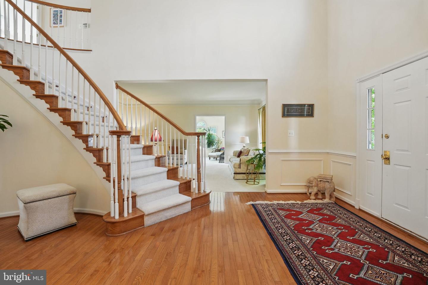 12704 AUTUMN CREST DR, HERNDON, Virginia 20171, 5 Bedrooms Bedrooms, ,4 BathroomsBathrooms,Residential,For sale,12704 AUTUMN CREST DR,VAFX2246408 MLS # VAFX2246408