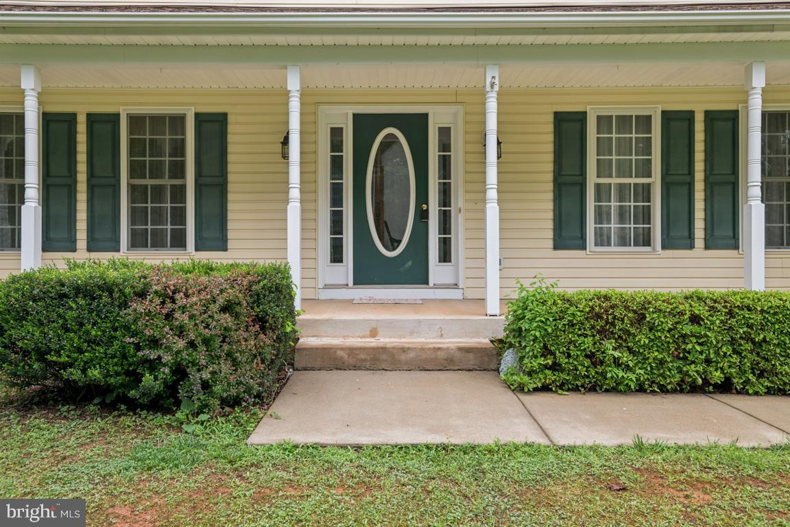 13267 SILVER HILL RD, BEALETON, Virginia 22712, 4 Bedrooms Bedrooms, ,3 BathroomsBathrooms,Residential,For sale,13267 SILVER HILL RD,VAFQ2016992 MLS # VAFQ2016992
