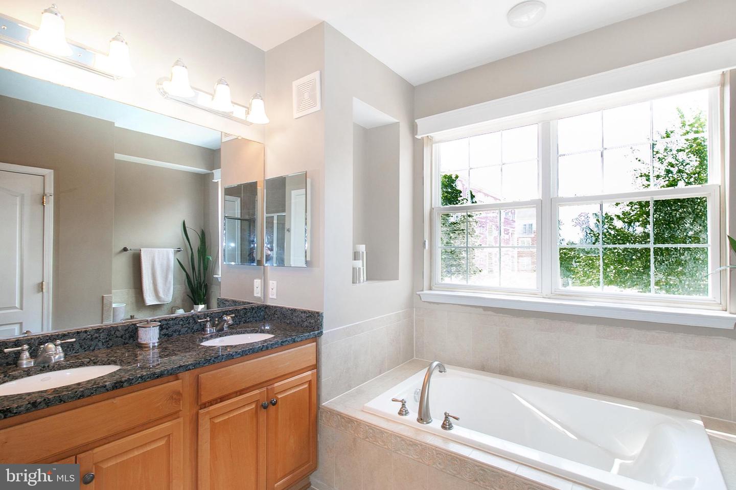 12426-A LIBERTY BRIDGE RD, FAIRFAX, Virginia 22033, 3 Bedrooms Bedrooms, ,2 BathroomsBathrooms,Residential,For sale,12426-A LIBERTY BRIDGE RD,VAFX2246526 MLS # VAFX2246526