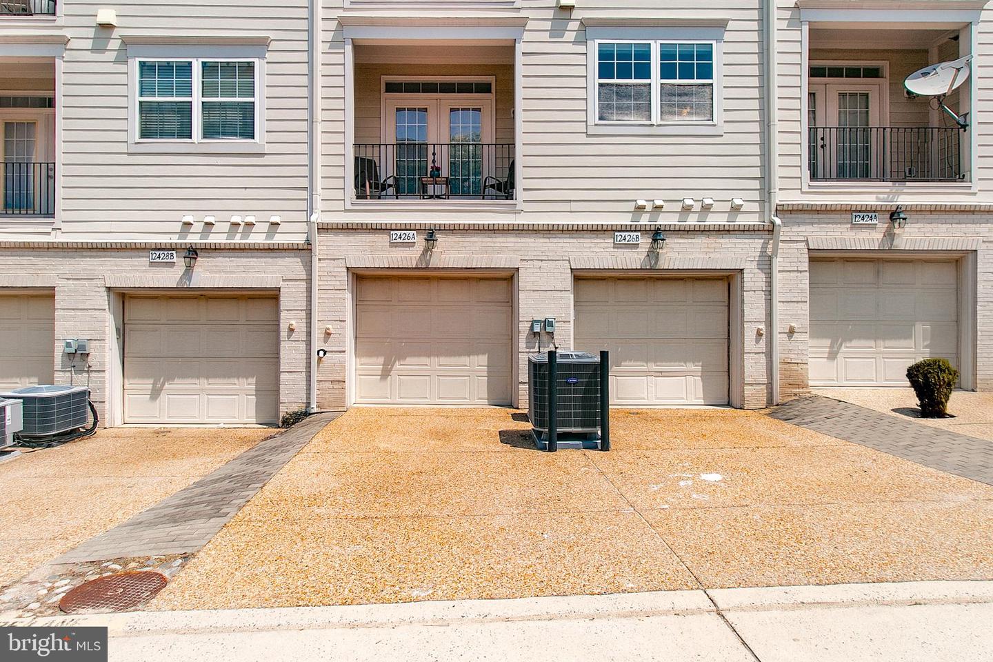 12426-A LIBERTY BRIDGE RD, FAIRFAX, Virginia 22033, 3 Bedrooms Bedrooms, ,2 BathroomsBathrooms,Residential,For sale,12426-A LIBERTY BRIDGE RD,VAFX2246526 MLS # VAFX2246526