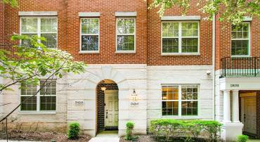 12426-A LIBERTY BRIDGE RD, FAIRFAX, Virginia 22033, 3 Bedrooms Bedrooms, ,2 BathroomsBathrooms,Residential,For sale,12426-A LIBERTY BRIDGE RD,VAFX2246526 MLS # VAFX2246526