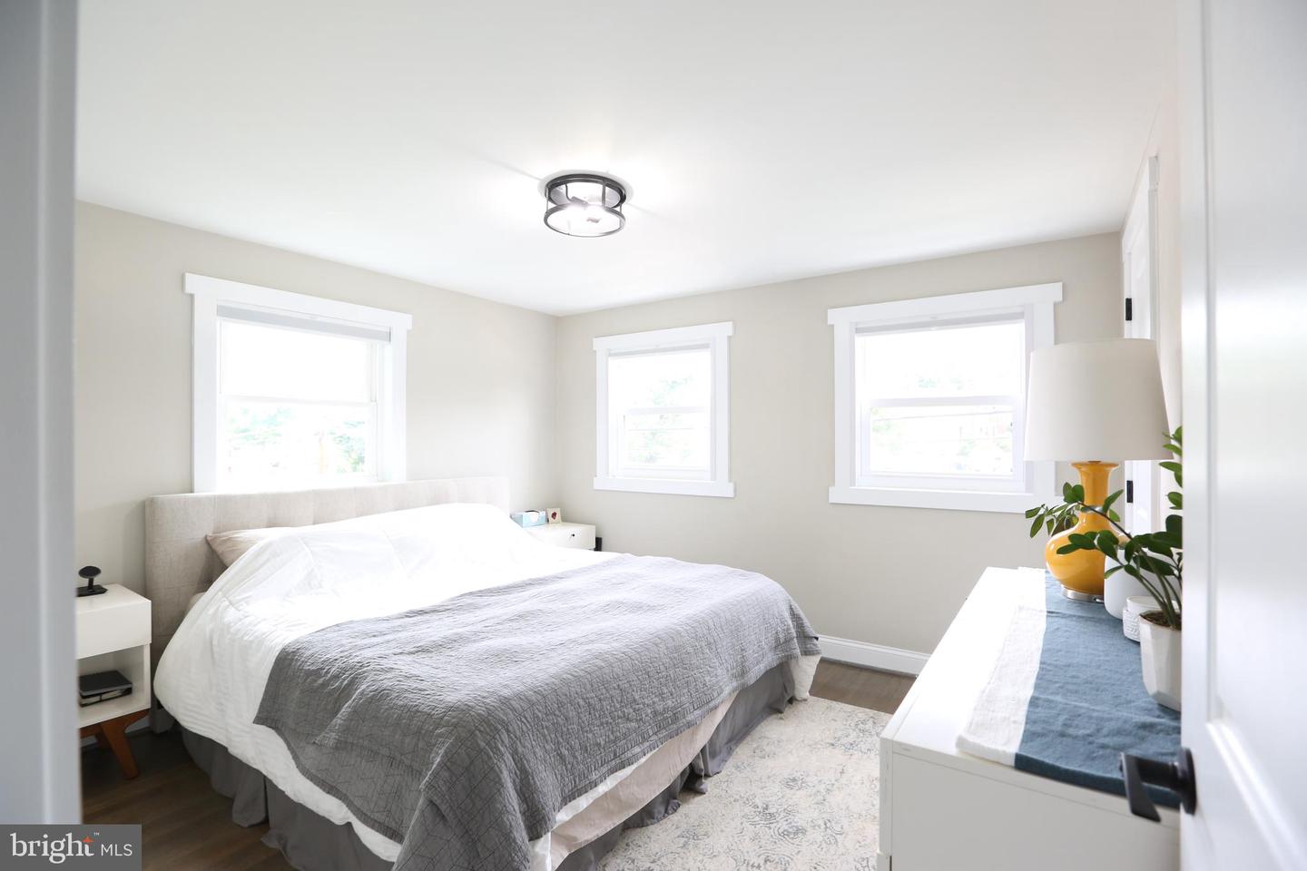 4422 VERMONT AVE, ALEXANDRIA, Virginia 22304, 2 Bedrooms Bedrooms, ,2 BathroomsBathrooms,Residential,For sale,4422 VERMONT AVE,VAAX2046334 MLS # VAAX2046334