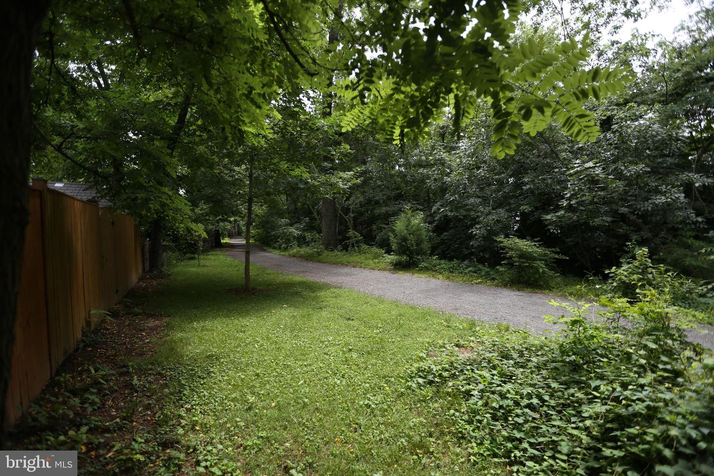 4422 VERMONT AVE, ALEXANDRIA, Virginia 22304, 2 Bedrooms Bedrooms, ,2 BathroomsBathrooms,Residential,For sale,4422 VERMONT AVE,VAAX2046334 MLS # VAAX2046334