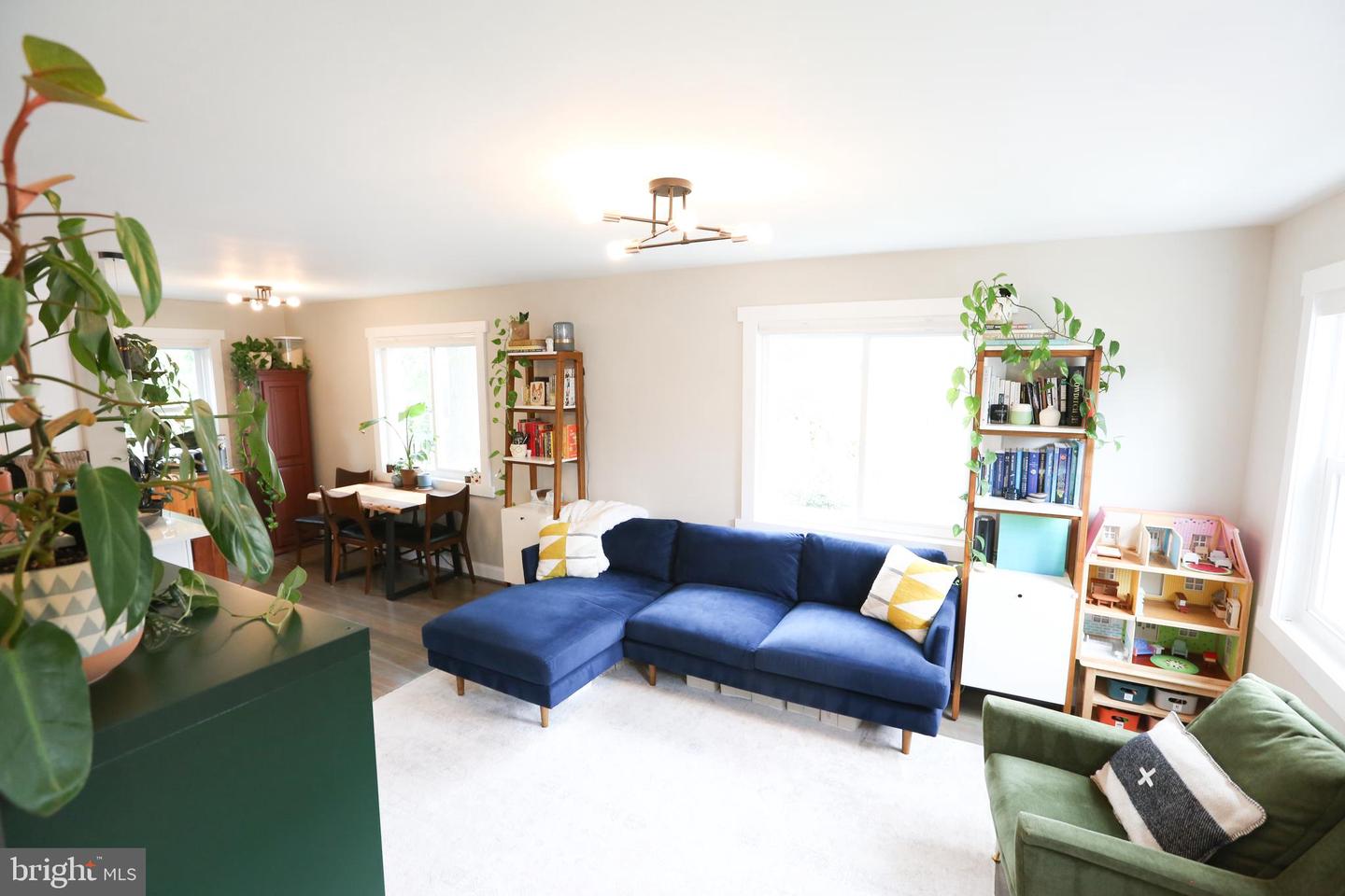 4422 VERMONT AVE, ALEXANDRIA, Virginia 22304, 2 Bedrooms Bedrooms, ,2 BathroomsBathrooms,Residential,For sale,4422 VERMONT AVE,VAAX2046334 MLS # VAAX2046334