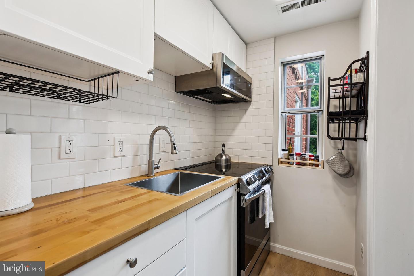 1728 QUEENS LN #3-181, ARLINGTON, Virginia 22201, 1 Bedroom Bedrooms, ,1 BathroomBathrooms,Residential,For sale,1728 QUEENS LN #3-181,VAAR2058996 MLS # VAAR2058996