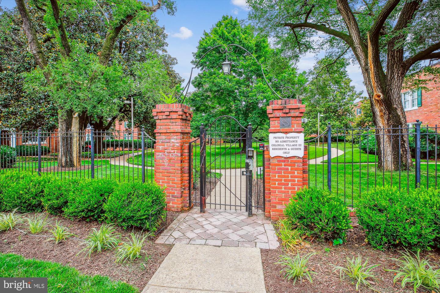 1728 QUEENS LN #3-181, ARLINGTON, Virginia 22201, 1 Bedroom Bedrooms, ,1 BathroomBathrooms,Residential,For sale,1728 QUEENS LN #3-181,VAAR2058996 MLS # VAAR2058996
