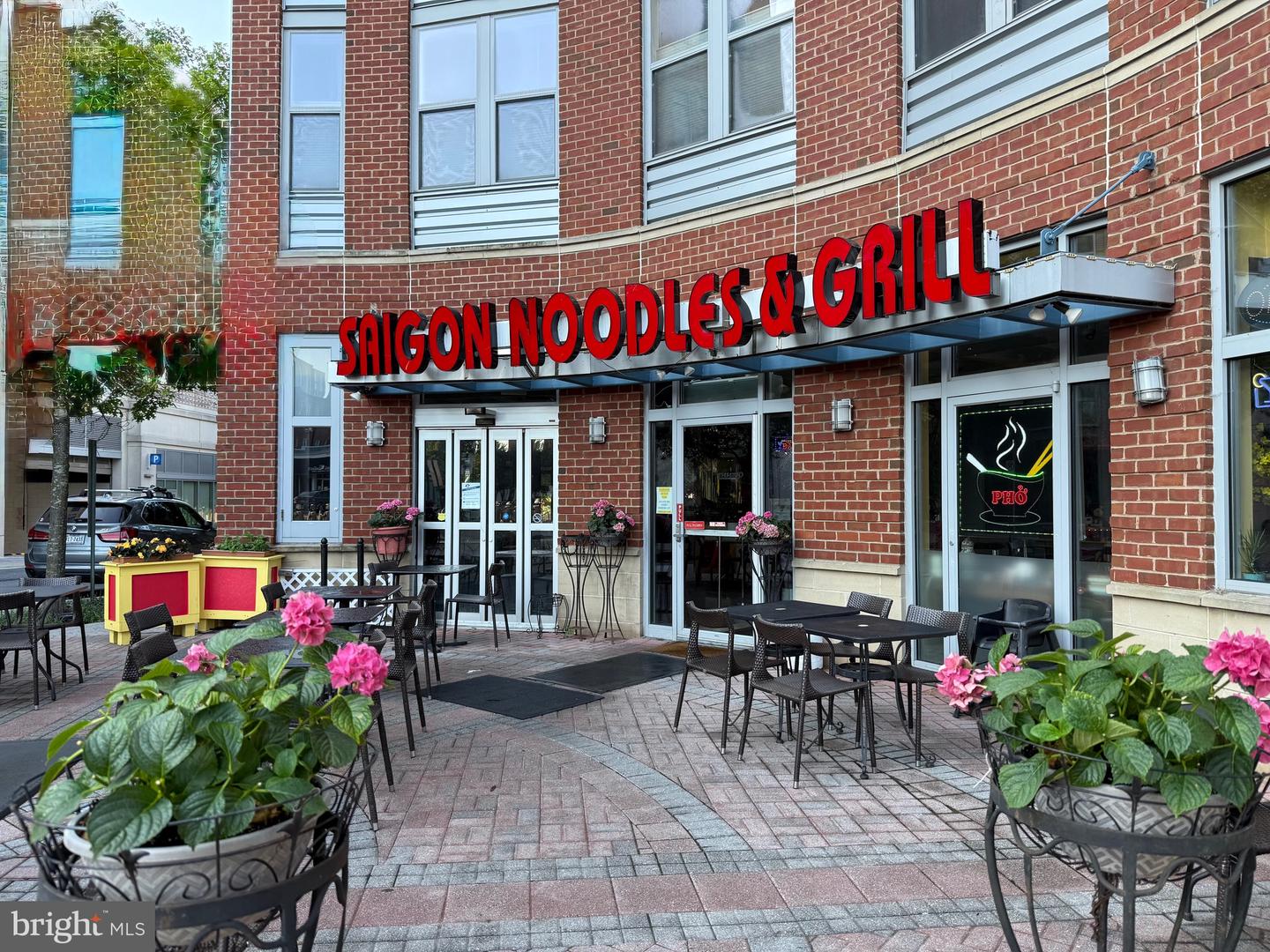 1728 QUEENS LN #3-181, ARLINGTON, Virginia 22201, 1 Bedroom Bedrooms, ,1 BathroomBathrooms,Residential,For sale,1728 QUEENS LN #3-181,VAAR2058996 MLS # VAAR2058996