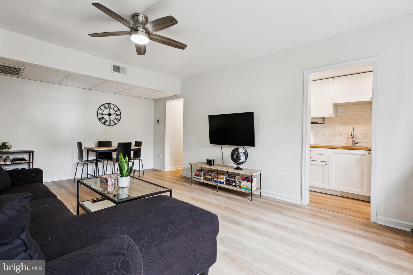 1728 QUEENS LN #3-181, ARLINGTON, Virginia 22201, 1 Bedroom Bedrooms, ,1 BathroomBathrooms,Residential,For sale,1728 QUEENS LN #3-181,VAAR2058996 MLS # VAAR2058996