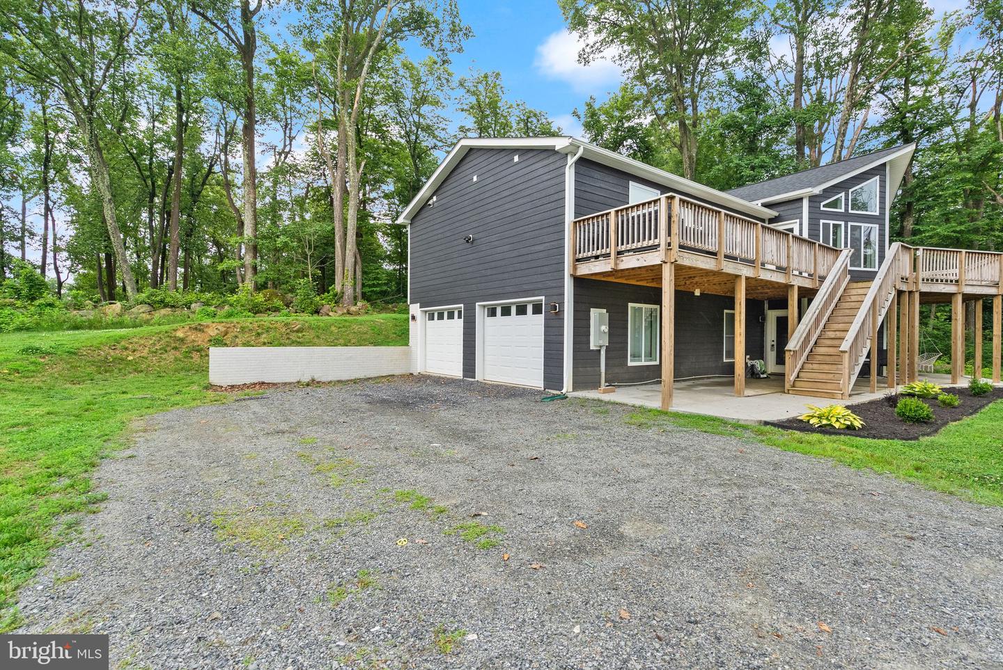 2554 HIGH TOP RD, LINDEN, Virginia 22642, 3 Bedrooms Bedrooms, ,3 BathroomsBathrooms,Residential,For sale,2554 HIGH TOP RD,VAWR2011410 MLS # VAWR2011410