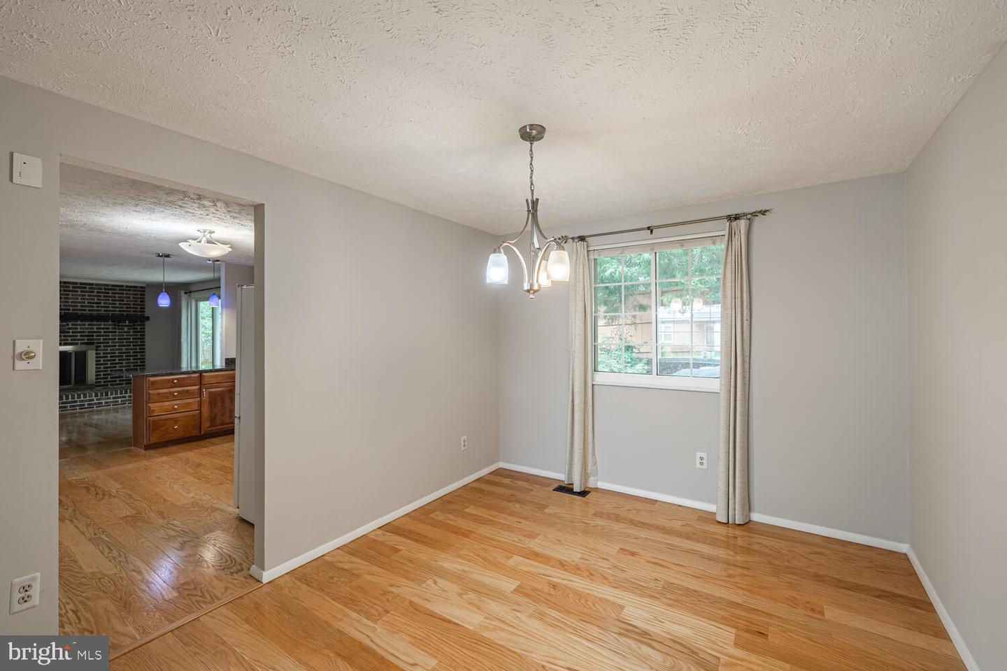 9416 MIRROR POND DR, FAIRFAX, Virginia 22032, 4 Bedrooms Bedrooms, ,2 BathroomsBathrooms,Residential,For sale,9416 MIRROR POND DR,VAFX2217474 MLS # VAFX2217474