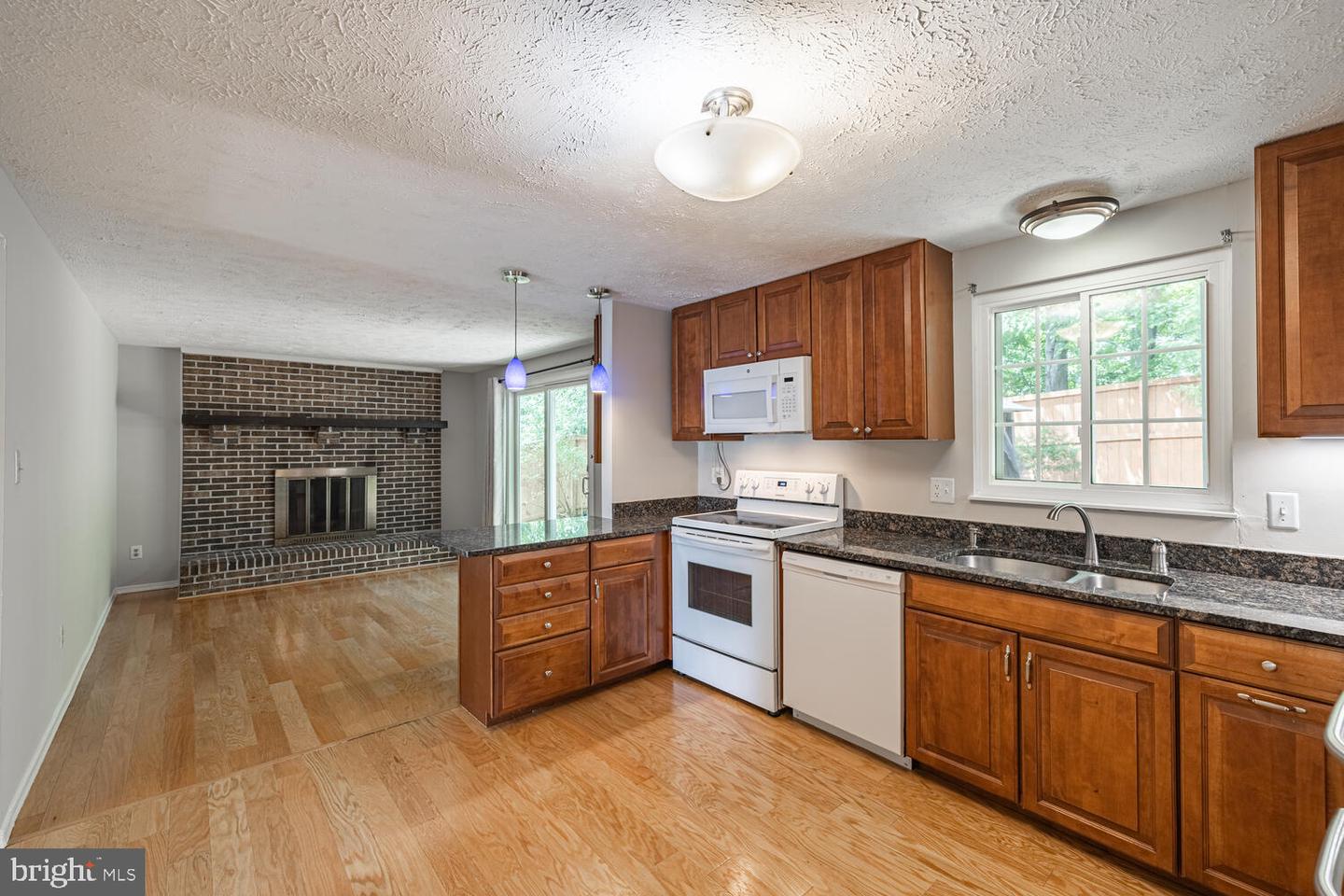 9416 MIRROR POND DR, FAIRFAX, Virginia 22032, 4 Bedrooms Bedrooms, ,2 BathroomsBathrooms,Residential,For sale,9416 MIRROR POND DR,VAFX2217474 MLS # VAFX2217474