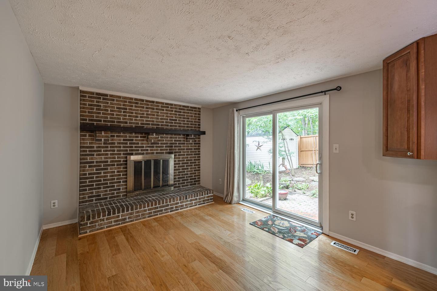 9416 MIRROR POND DR, FAIRFAX, Virginia 22032, 4 Bedrooms Bedrooms, ,2 BathroomsBathrooms,Residential,For sale,9416 MIRROR POND DR,VAFX2217474 MLS # VAFX2217474