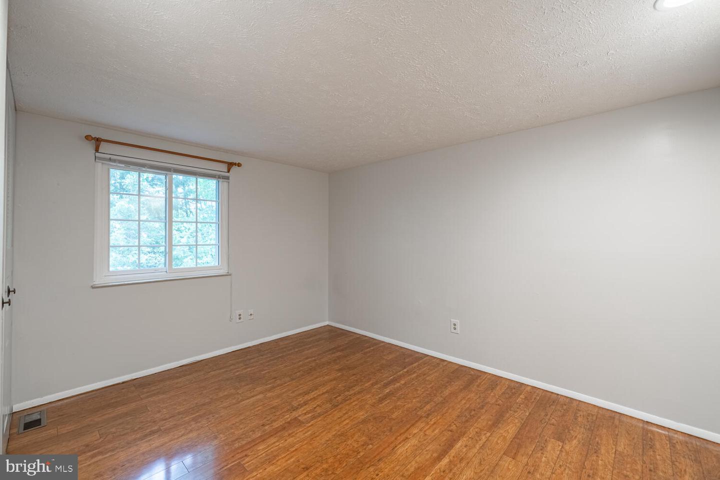 9416 MIRROR POND DR, FAIRFAX, Virginia 22032, 4 Bedrooms Bedrooms, ,2 BathroomsBathrooms,Residential,For sale,9416 MIRROR POND DR,VAFX2217474 MLS # VAFX2217474