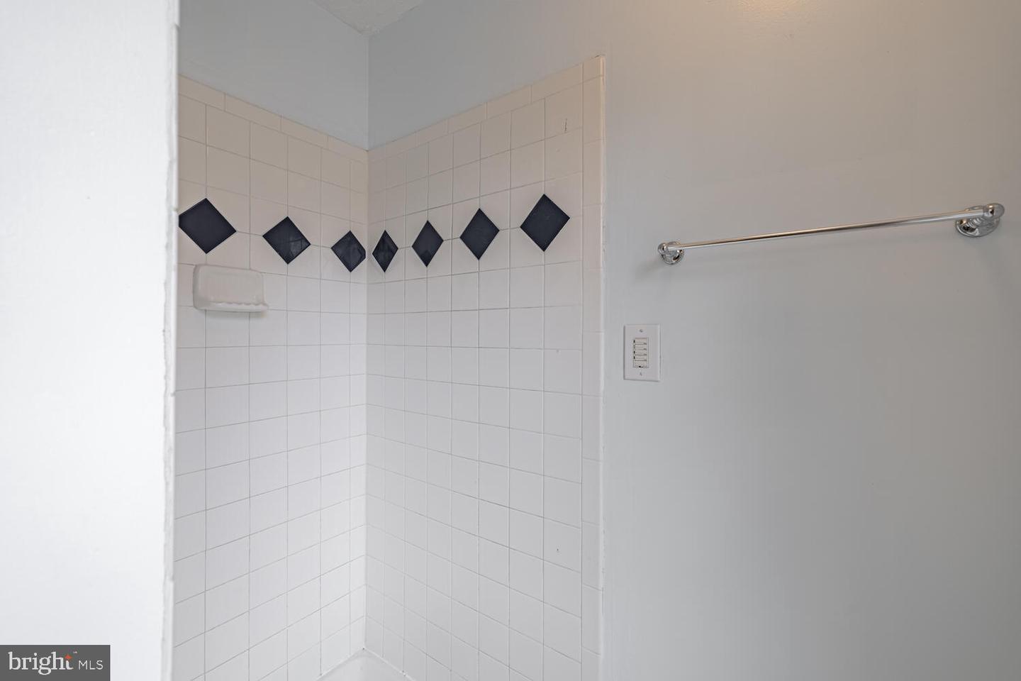 9416 MIRROR POND DR, FAIRFAX, Virginia 22032, 4 Bedrooms Bedrooms, ,2 BathroomsBathrooms,Residential,For sale,9416 MIRROR POND DR,VAFX2217474 MLS # VAFX2217474