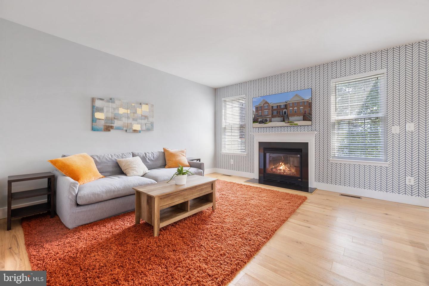 25236 WHIPPOORWILL TER, CHANTILLY, Virginia 20152, 3 Bedrooms Bedrooms, ,2 BathroomsBathrooms,Residential,For sale,25236 WHIPPOORWILL TER,VALO2089994 MLS # VALO2089994