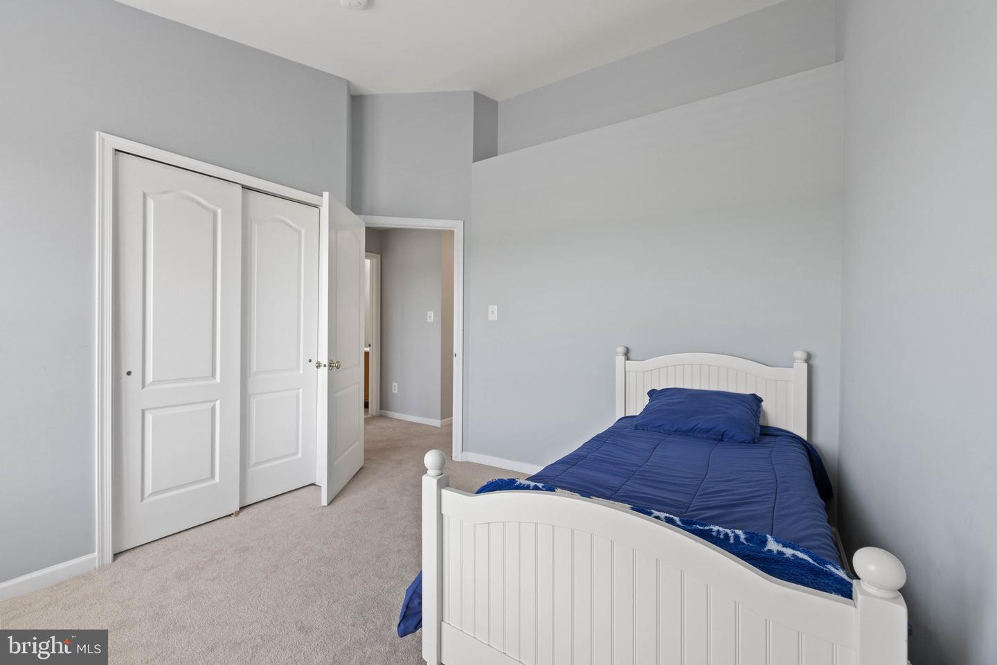 25236 WHIPPOORWILL TER, CHANTILLY, Virginia 20152, 3 Bedrooms Bedrooms, ,2 BathroomsBathrooms,Residential,For sale,25236 WHIPPOORWILL TER,VALO2089994 MLS # VALO2089994