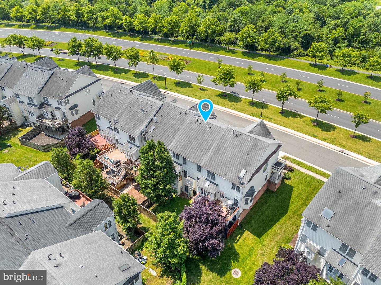 25236 WHIPPOORWILL TER, CHANTILLY, Virginia 20152, 3 Bedrooms Bedrooms, ,2 BathroomsBathrooms,Residential,For sale,25236 WHIPPOORWILL TER,VALO2089994 MLS # VALO2089994
