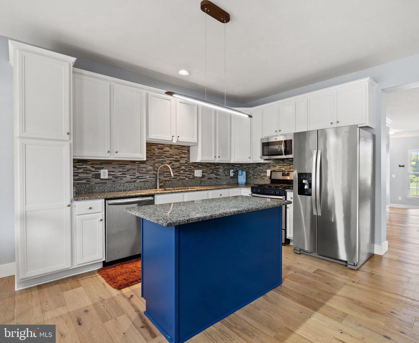25236 WHIPPOORWILL TER, CHANTILLY, Virginia 20152, 3 Bedrooms Bedrooms, ,2 BathroomsBathrooms,Residential,For sale,25236 WHIPPOORWILL TER,VALO2089994 MLS # VALO2089994