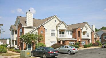 1065 WEYBRIDGE CT #201, CHARLOTTESVILLE, Virginia 22911, 1 Bedroom Bedrooms, ,1 BathroomBathrooms,Residential,For sale,1065 WEYBRIDGE CT #201,662028 MLS # 662028