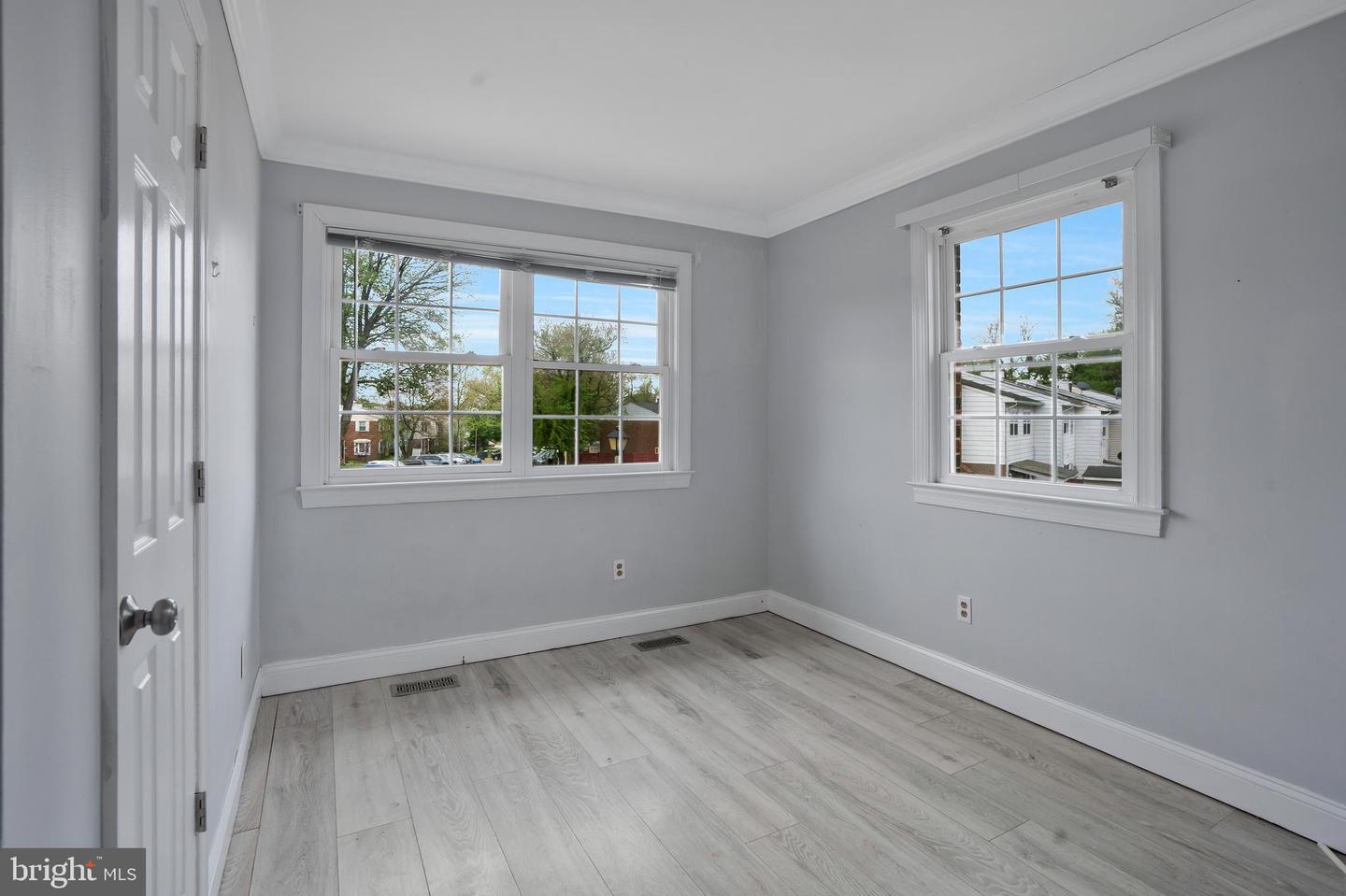 14761 TAMARACK PL, WOODBRIDGE, Virginia 22191, 3 Bedrooms Bedrooms, ,2 BathroomsBathrooms,Residential,For sale,14761 TAMARACK PL,VAPW2090192 MLS # VAPW2090192
