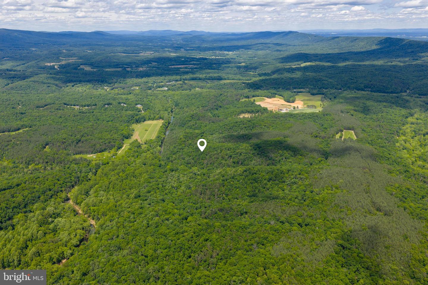196 HODGES LN, WINCHESTER, Virginia 22603, ,Farm,For sale,196 HODGES LN,VAFV2035024 MLS # VAFV2035024