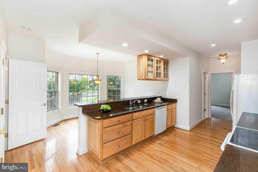 255 CARRIAGE CHASE CIR, WARRENTON, Virginia 20186, 4 Bedrooms Bedrooms, ,4 BathroomsBathrooms,Residential,255 CARRIAGE CHASE CIR,VAFQ2016728 MLS # VAFQ2016728