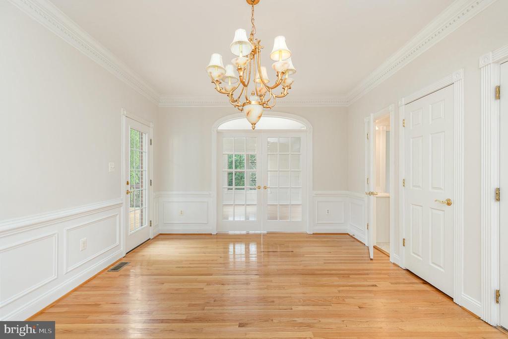 255 CARRIAGE CHASE CIR, WARRENTON, Virginia 20186, 4 Bedrooms Bedrooms, ,4 BathroomsBathrooms,Residential,255 CARRIAGE CHASE CIR,VAFQ2016728 MLS # VAFQ2016728