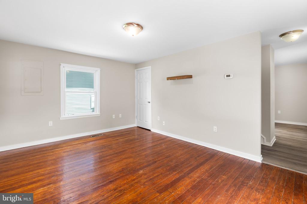 308 VIRGINIA AVE, MINERAL, Virginia 23117, 3 Bedrooms Bedrooms, ,2 BathroomsBathrooms,Residential,308 VIRGINIA AVE,VALA2008094 MLS # VALA2008094