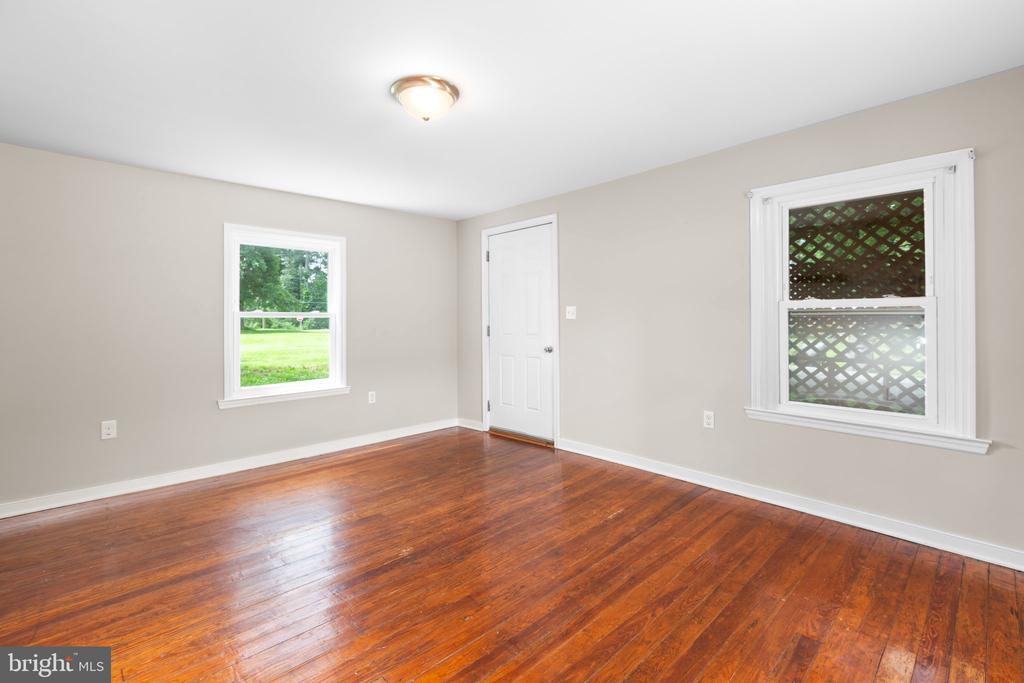 308 VIRGINIA AVE, MINERAL, Virginia 23117, 3 Bedrooms Bedrooms, ,2 BathroomsBathrooms,Residential,308 VIRGINIA AVE,VALA2008094 MLS # VALA2008094