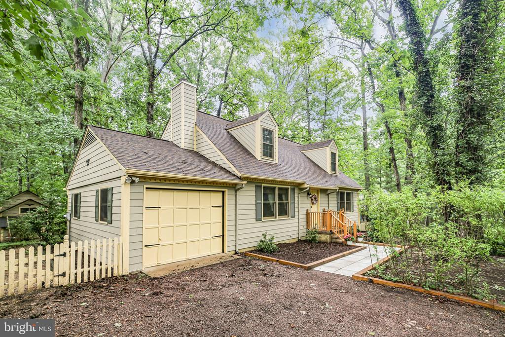 102 EAGLE CT, LOCUST GROVE, Virginia 22508, 4 Bedrooms Bedrooms, ,2 BathroomsBathrooms,Residential,102 EAGLE CT,VAOR2009958 MLS # VAOR2009958