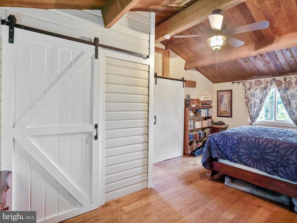 37 HEADWATERS RD, CHESTER GAP, Virginia, 5 Bedrooms Bedrooms, ,4 BathroomsBathrooms,Residential,37 HEADWATERS RD,VARP2002142 MLS # VARP2002142