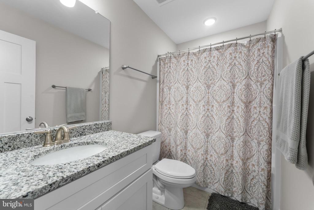 102 INDIAN HILLS RD, LOCUST GROVE, Virginia 22508, 5 Bedrooms Bedrooms, ,2 BathroomsBathrooms,Residential,102 INDIAN HILLS RD,VAOR2010008 MLS # VAOR2010008