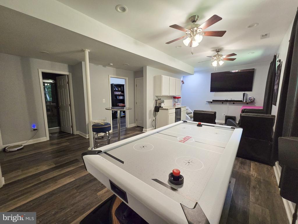 8002 SOURWOOD CT, SPOTSYLVANIA, Virginia 22551, 4 Bedrooms Bedrooms, ,3 BathroomsBathrooms,Residential,8002 SOURWOOD CT,VASP2034122 MLS # VASP2034122