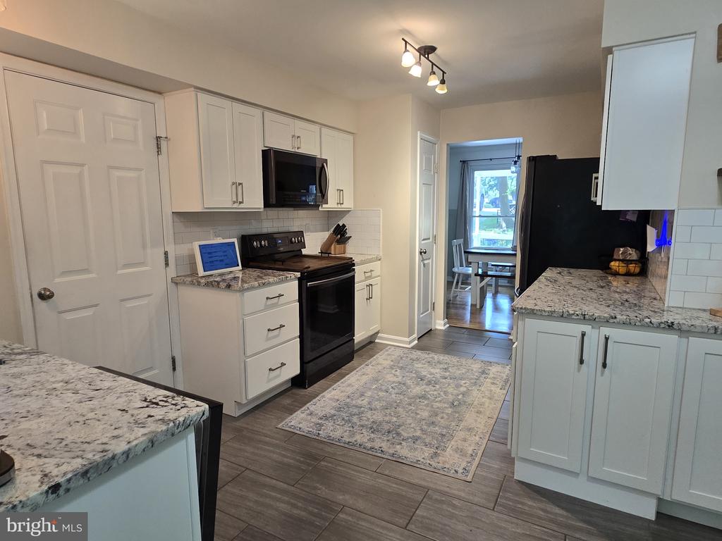 8002 SOURWOOD CT, SPOTSYLVANIA, Virginia 22551, 4 Bedrooms Bedrooms, ,3 BathroomsBathrooms,Residential,8002 SOURWOOD CT,VASP2034122 MLS # VASP2034122