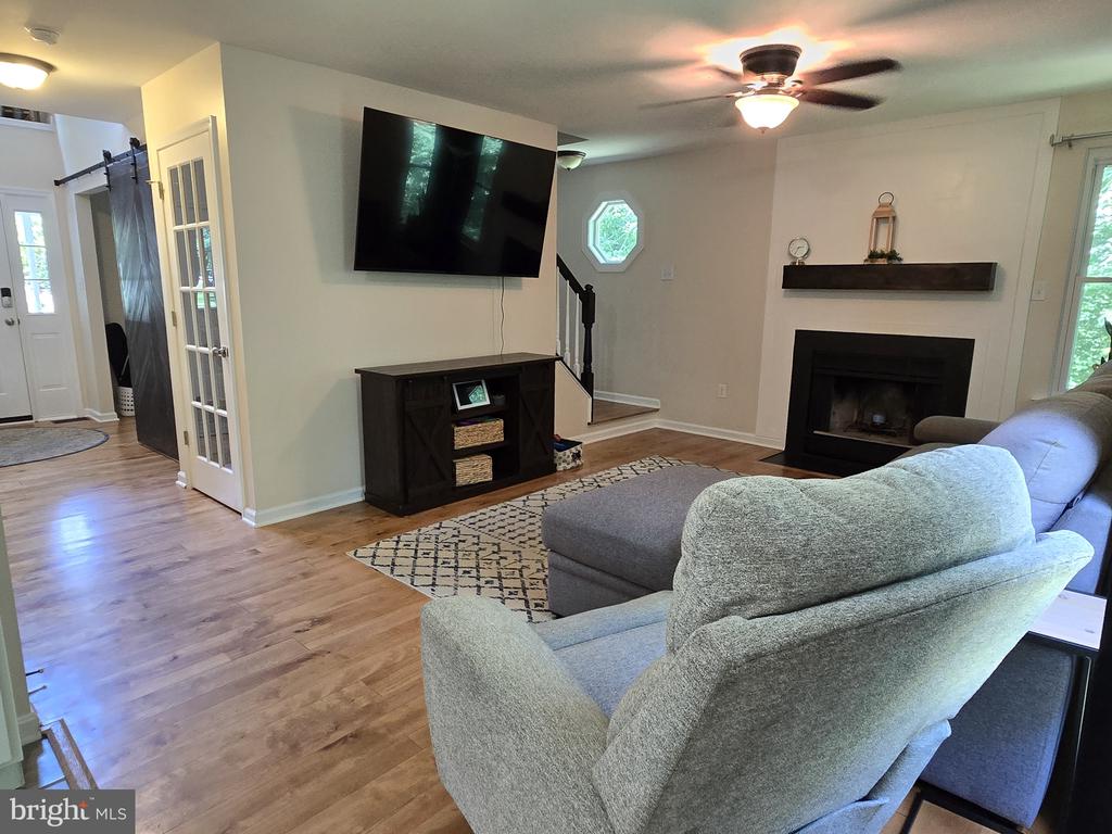 8002 SOURWOOD CT, SPOTSYLVANIA, Virginia 22551, 4 Bedrooms Bedrooms, ,3 BathroomsBathrooms,Residential,8002 SOURWOOD CT,VASP2034122 MLS # VASP2034122