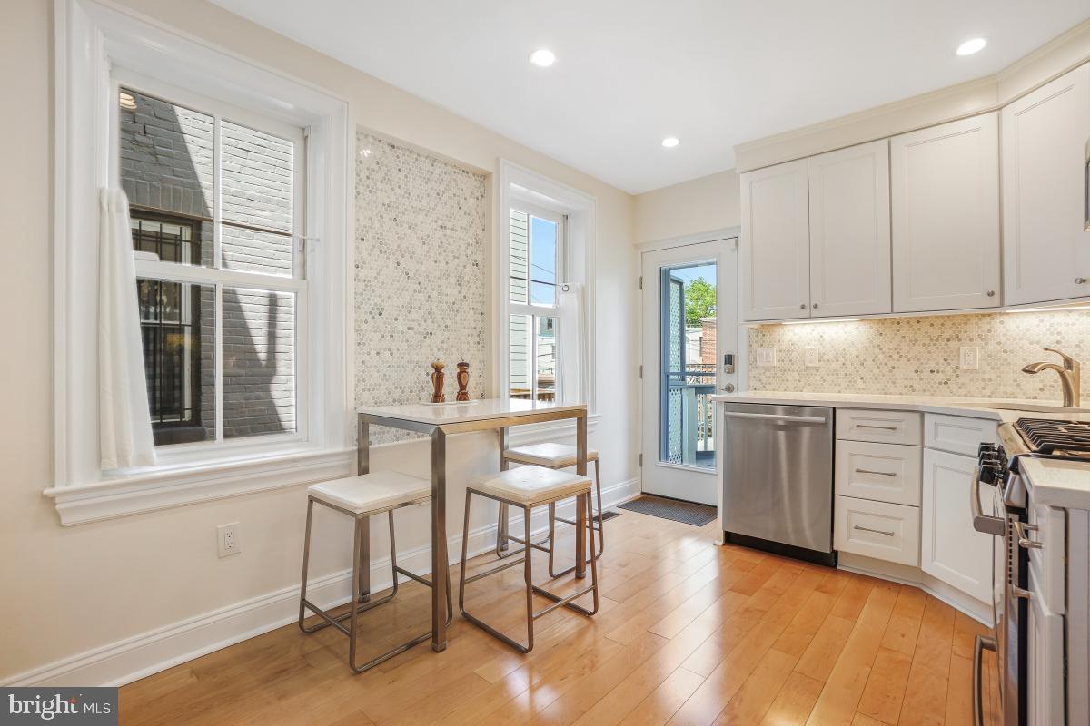 1809 12TH ST NW, WASHINGTON, District Of Columbia 20009, 4 Bedrooms Bedrooms, ,3 BathroomsBathrooms,Residential,For sale,1809 12TH ST NW,DCDC2194686 MLS # DCDC2194686