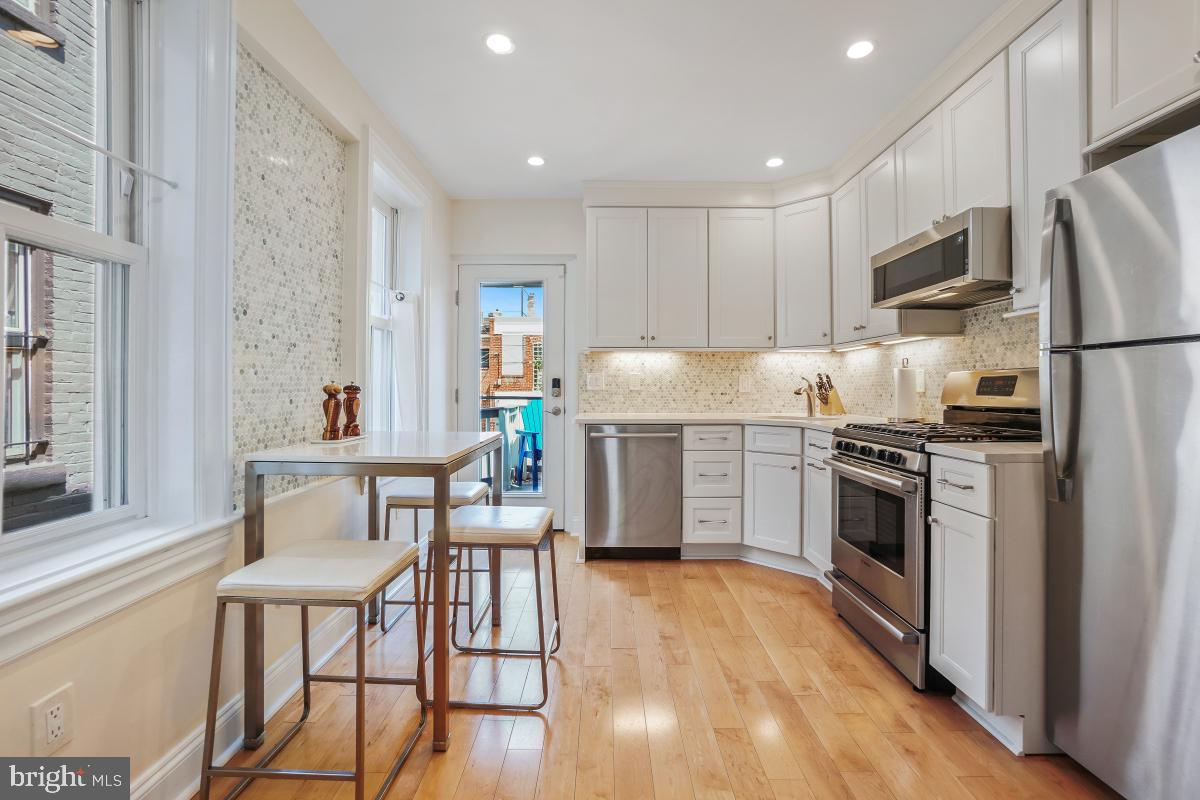 1809 12TH ST NW, WASHINGTON, District Of Columbia 20009, 4 Bedrooms Bedrooms, ,3 BathroomsBathrooms,Residential,For sale,1809 12TH ST NW,DCDC2194686 MLS # DCDC2194686