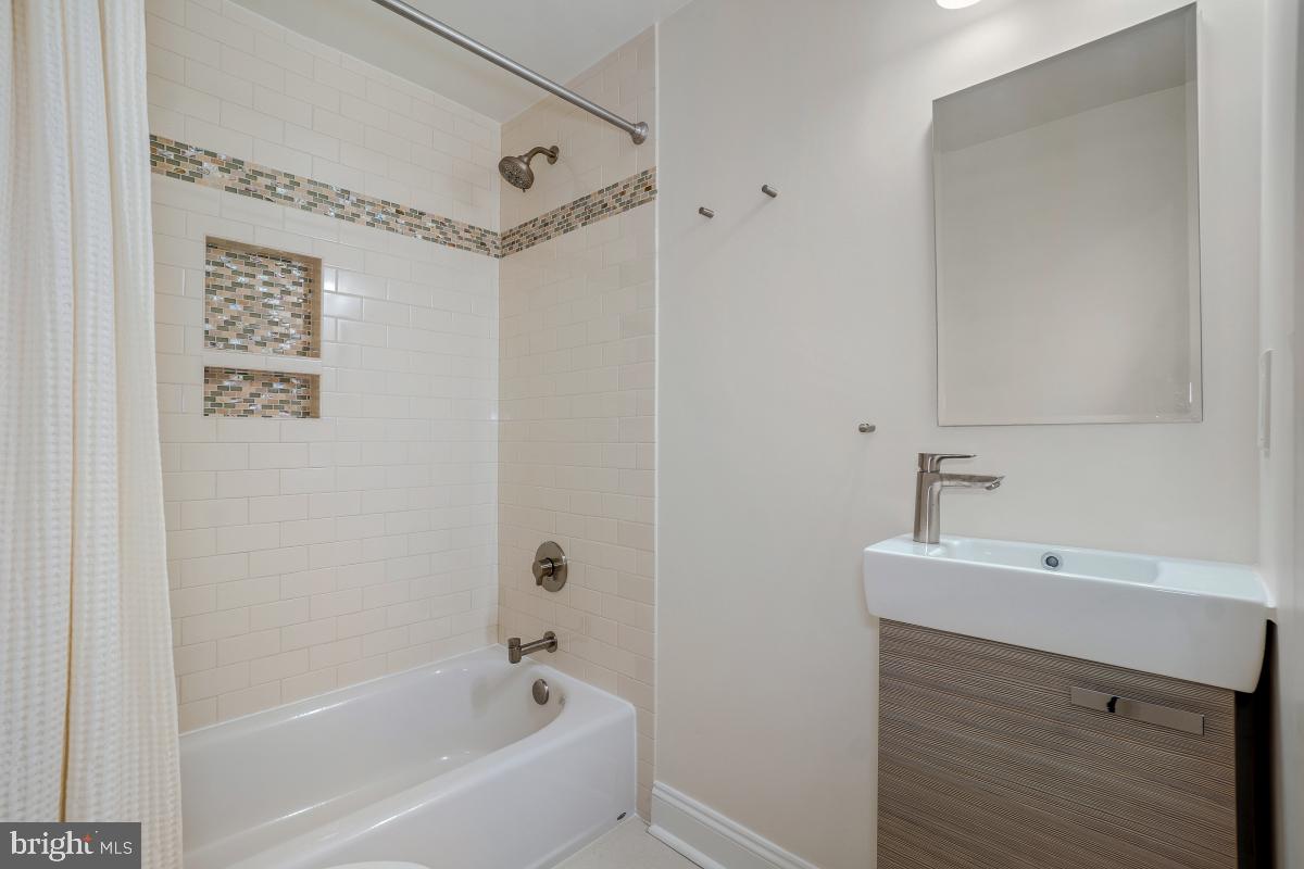 1809 12TH ST NW, WASHINGTON, District Of Columbia 20009, 4 Bedrooms Bedrooms, ,3 BathroomsBathrooms,Residential,For sale,1809 12TH ST NW,DCDC2194686 MLS # DCDC2194686